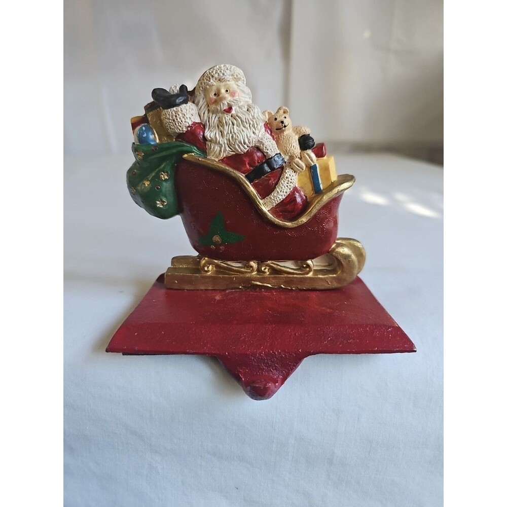 Vintage Windsor Collection Stocking Holder Hanger Cast Iron base resin